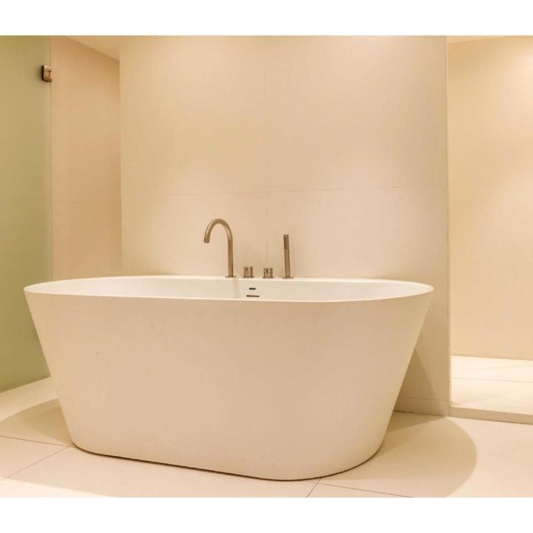 Résidence Le Marais - Classic One-Bedroom Apartment with King Bed - 13