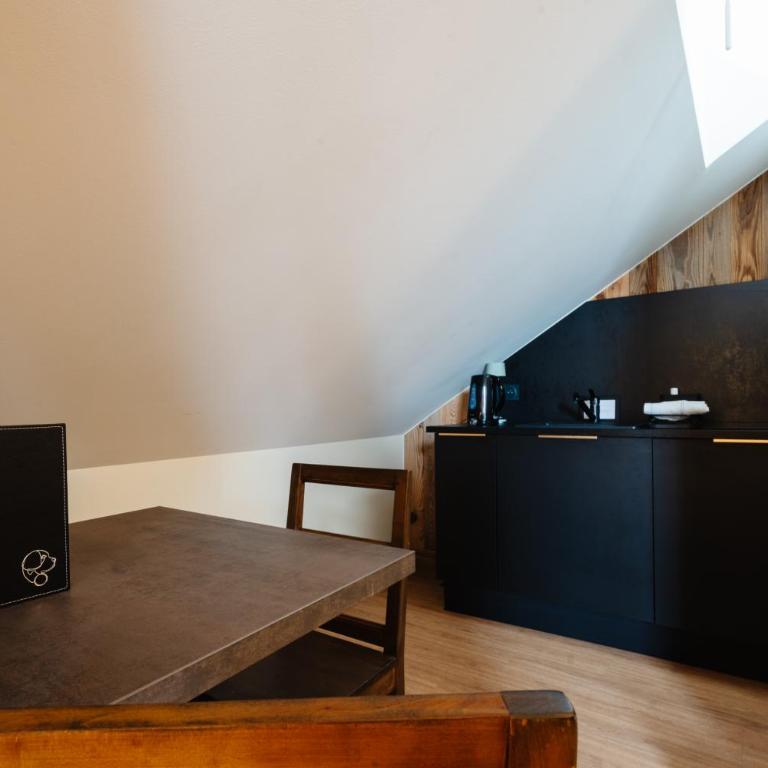 Hostellerie du Petit Saint Bernard - Chambre Triple Standard - 6