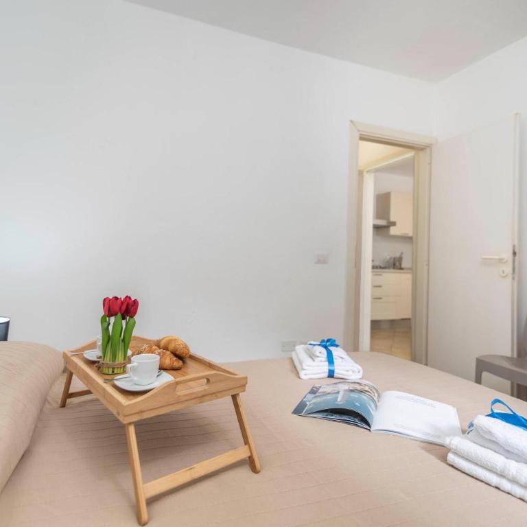 Rotondo Dream Suite with Shared Pool - Two Bedroom Apartment with Private Garden - 19