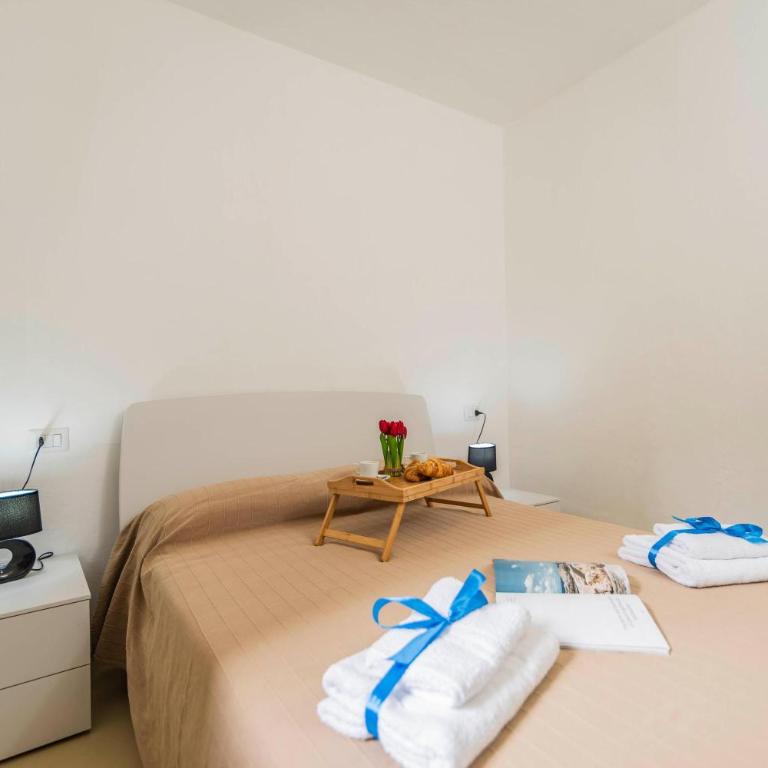 Rotondo Dream Suite with Shared Pool - Two Bedroom Apartment with Private Garden - 18