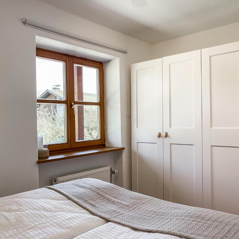 ALPINESTAY #1 - Apartment für 6 - Bergblick, Balkon, Kamin, Kino, Yoga, Parkplatz - Apartment mit 2 Schlafzimmern - 10