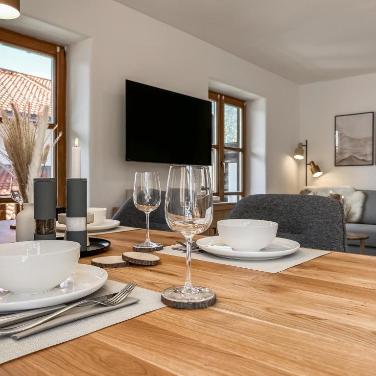ALPINESTAY #1 - Apartment für 6 - Bergblick, Balkon, Kamin, Kino, Yoga, Parkplatz - Apartment mit 2 Schlafzimmern - 13