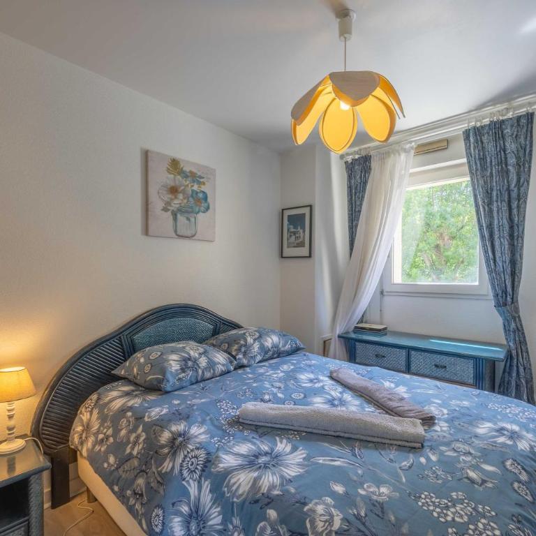 Apartment with parking and balcony near the beach - Two-Bedroom Apartment - 2