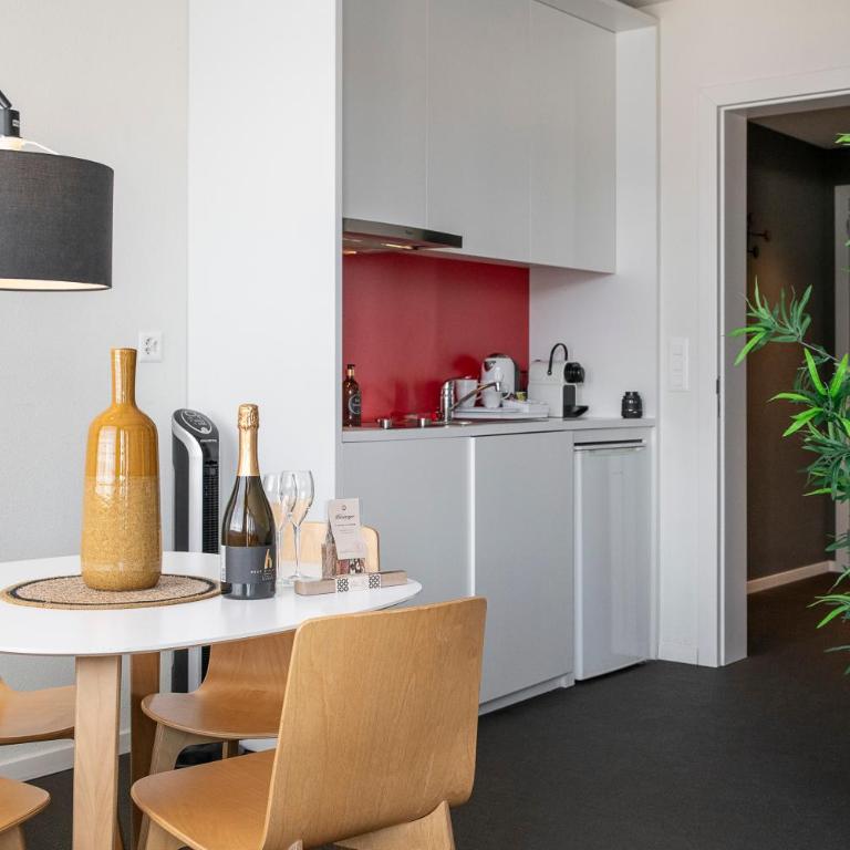 Home Swiss Hotel - Appartement avec Terrasse - 6