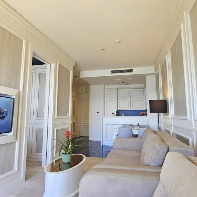 Royalis Suites Rafailovici - Beachfront Sea View Apartments - Superior Suite with Sea View - 9