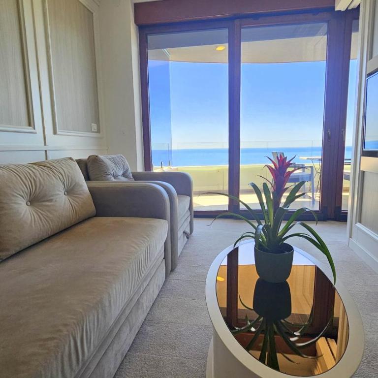 Royalis Suites Rafailovici - Beachfront Sea View Apartments - Superior Suite with Sea View - 11