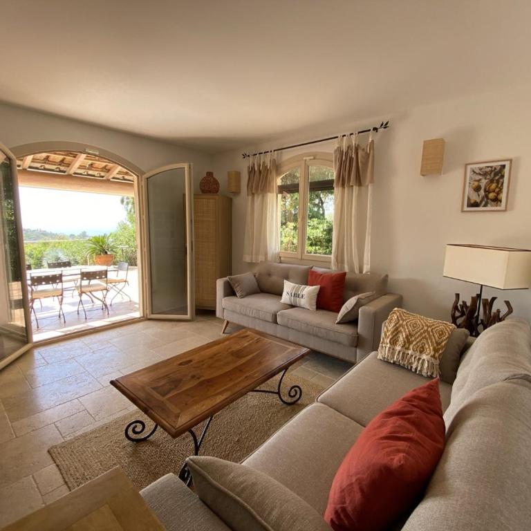 Maison vue mer sur les Îles d'Or - Villa 2 Chambres - 12