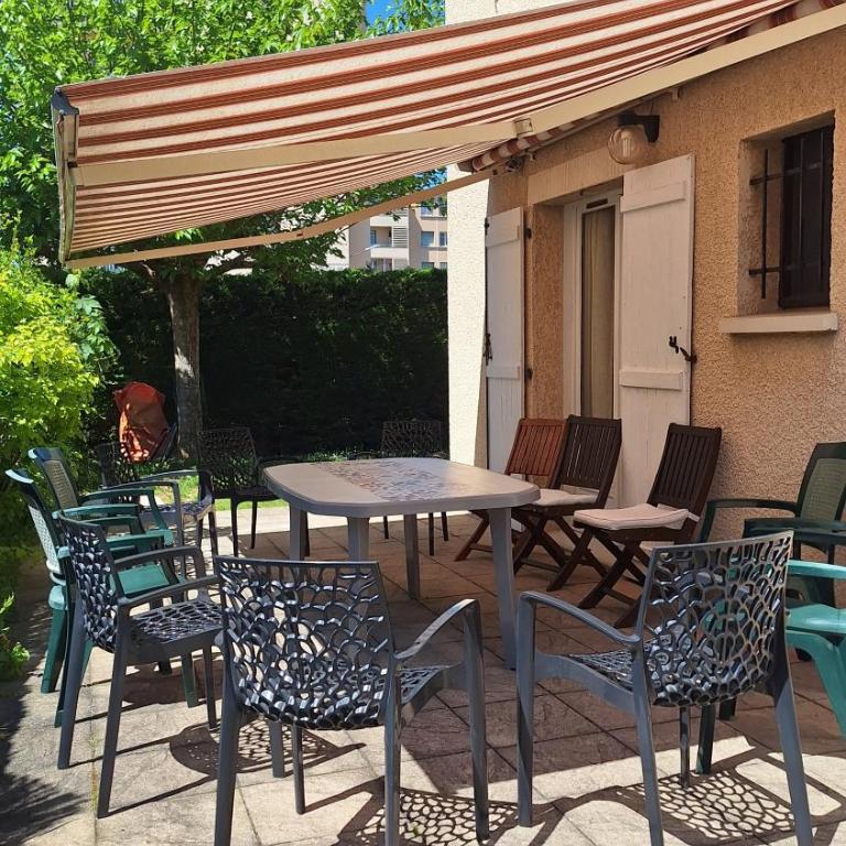 Grand Duplex Centre-Proche Gare & Axe Routier - Deluxe Apartment - 1