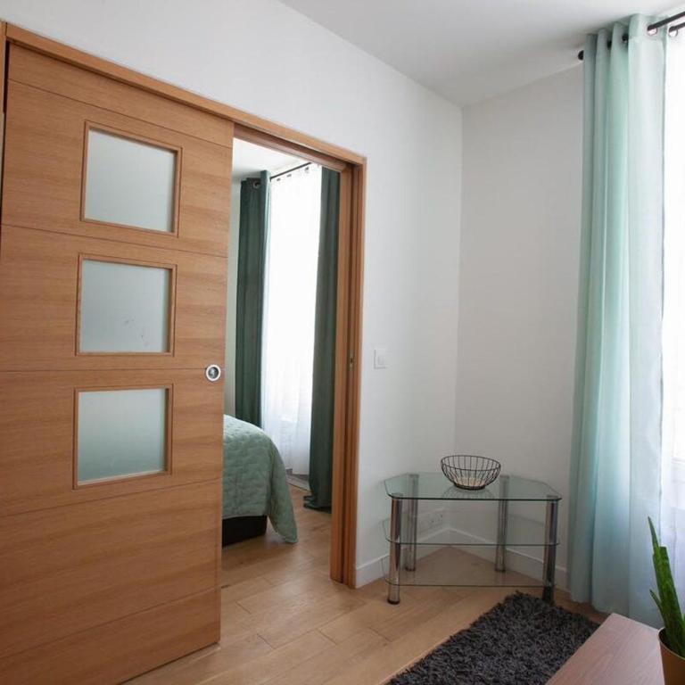 Paris 2 - Vendôme - Rue Volney - 2 rooms - One-Bedroom Apartment - 10