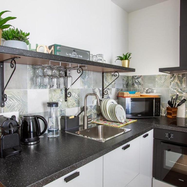 Paris 2 - Vendôme - Rue Volney - 2 rooms - One-Bedroom Apartment - 14