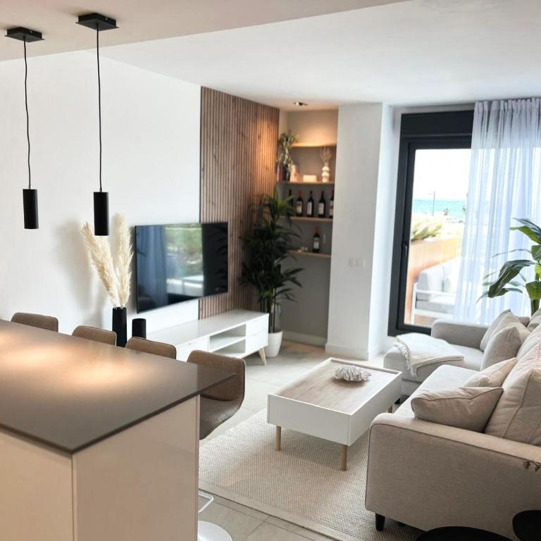 Neubau am Meer & Pool BahiaRooms - Two-Bedroom Apartment - 13