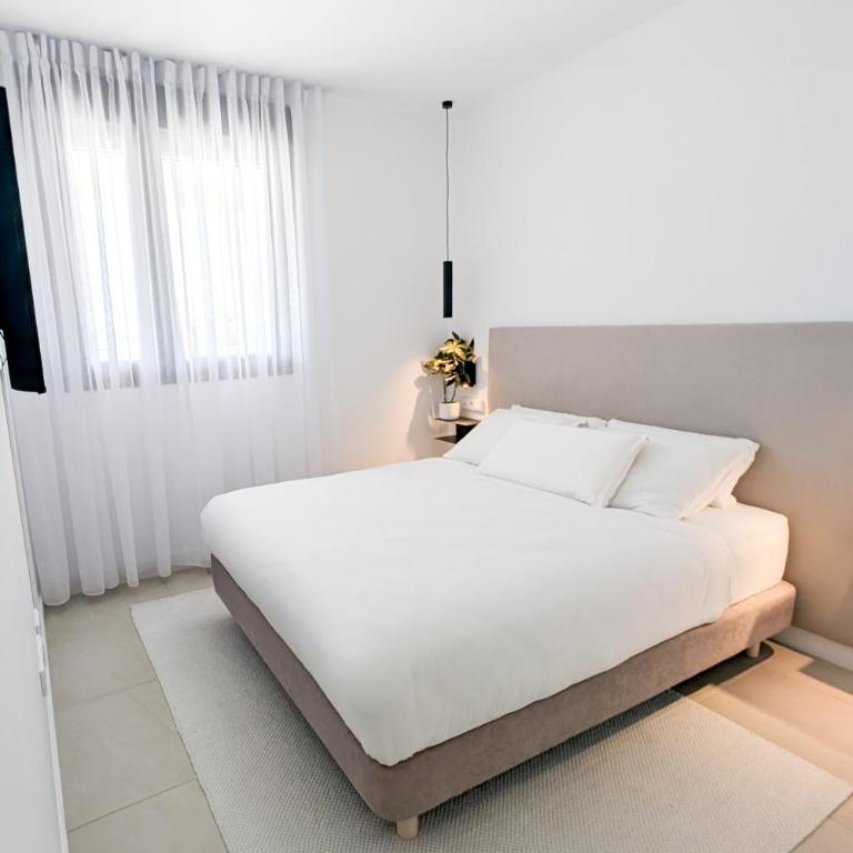 Neubau am Meer & Pool BahiaRooms - Two-Bedroom Apartment - 5