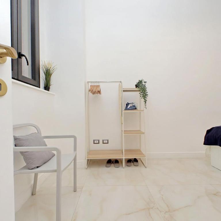 Principe Amedeo piano terra - Appartamento con 2 Camere da Letto - 45
