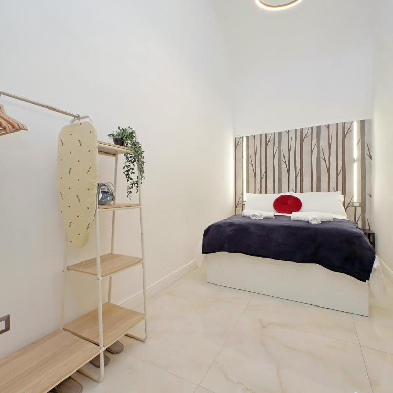 Principe Amedeo piano terra - Appartamento con 2 Camere da Letto - 69