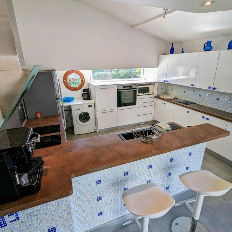 Magnifique maison avec piscine, idéalement située - Haus mit 4 Schlafzimmern - 20