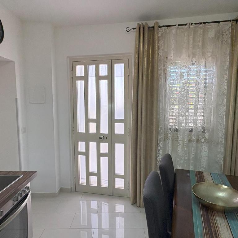 Casa Sundaville - Appartamento con 2 Camere da Letto - 9