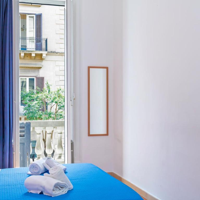 A Casa di Amici - Camera Matrimoniale con Bagno Privato Esterno - 2