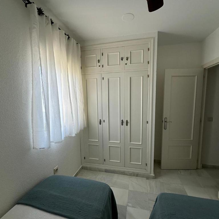 Chalet adosado en Novo Sancti Petri - Casa de 3 dormitorios - 25