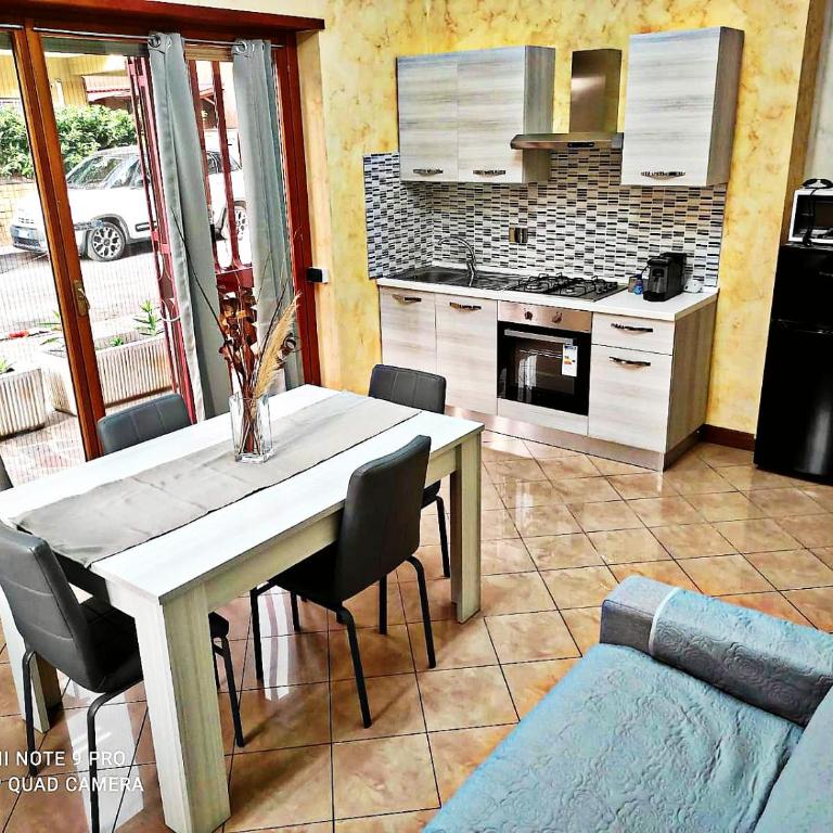 Top Apartments Roma 2 Metro A Free Parking - Appartamento con 1 Camera da Letto - 6