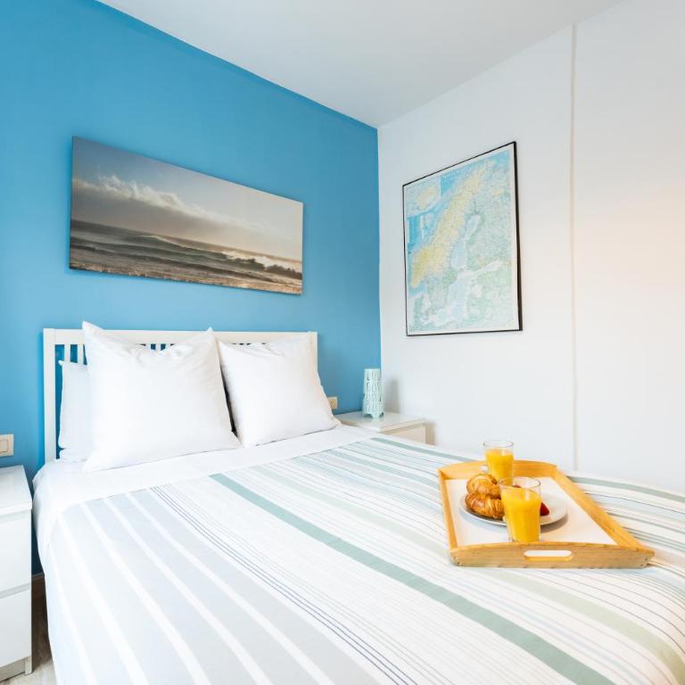 Amazing City Center Apartment - Three-Bedroom Apartment - 19
