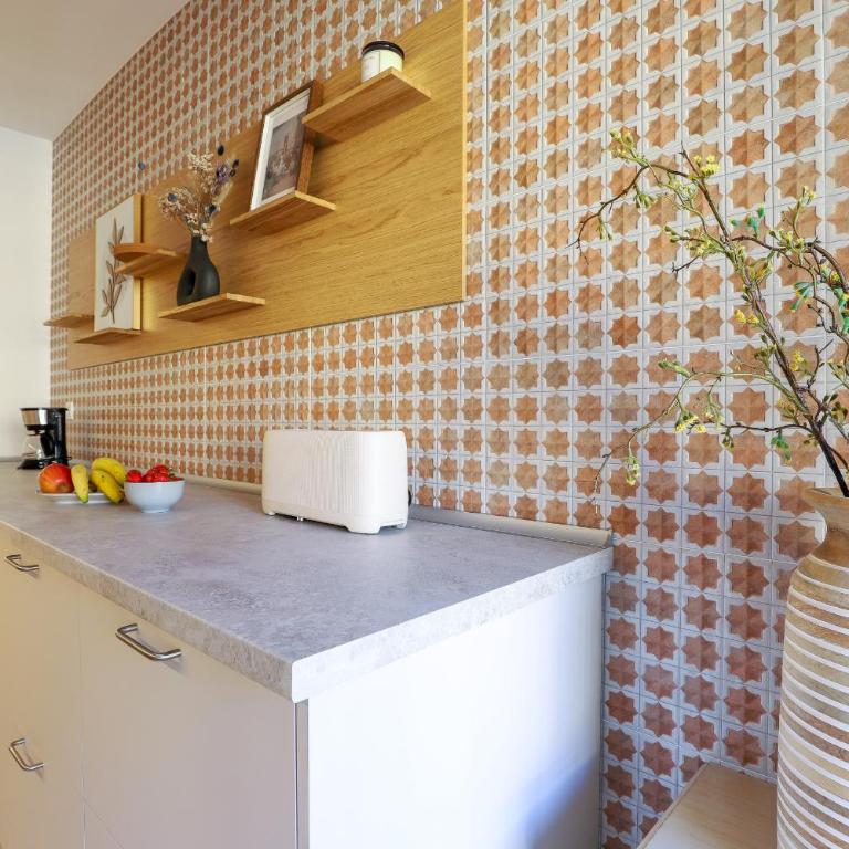 Camelia 3bed apartment - Fuengirola centre, 250m beach - Apartamento de 3 dormitorios con balcón - 4