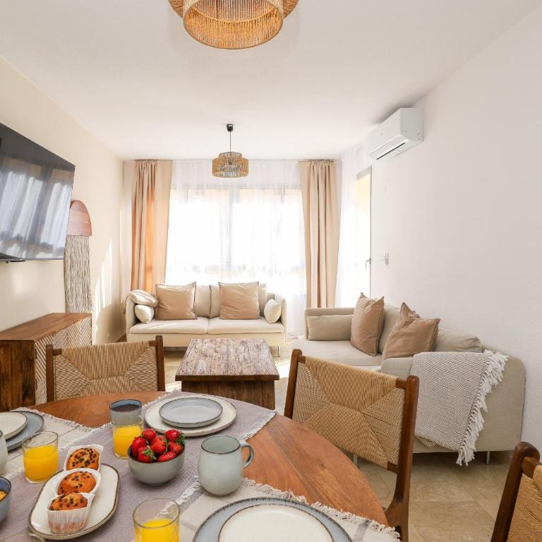 Camelia 3bed apartment - Fuengirola centre, 250m beach - Apartamento de 3 dormitorios con balcón - 6