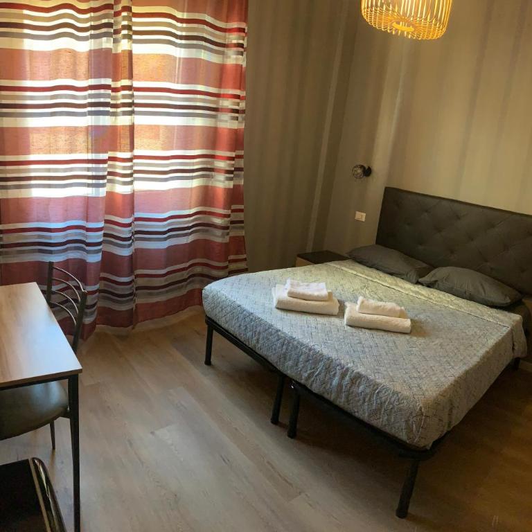 Riva Reno 4 Rooms - Camera Tripla - 2