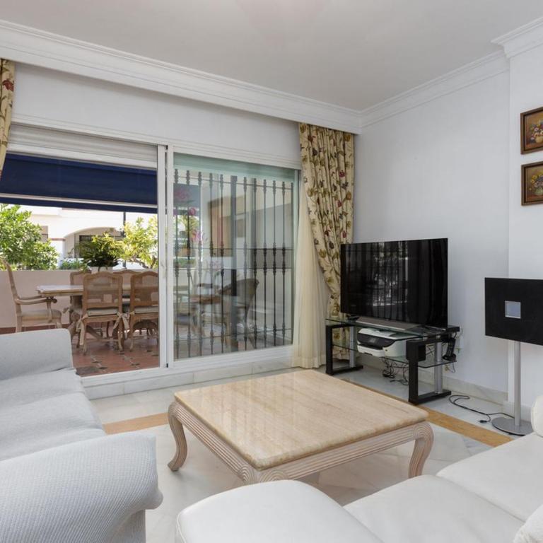 Beachfront Apartment with Parking San Pedro Alcántara Playa 5 MIN Puerto Banús - Apartamento de 2 dormitorios - Frente al océano - 10