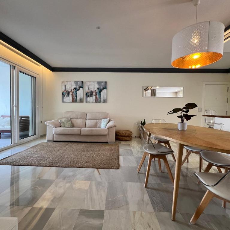 Jardines del Puerto Apartment for up to 6, totally refurbished 2025, gardens, pools, garage, wifi - Apartamento Deluxe - 5