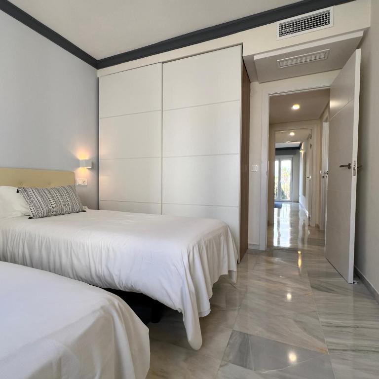 Jardines del Puerto Apartment for up to 6, totally refurbished 2025, gardens, pools, garage, wifi - Apartamento Deluxe - 42