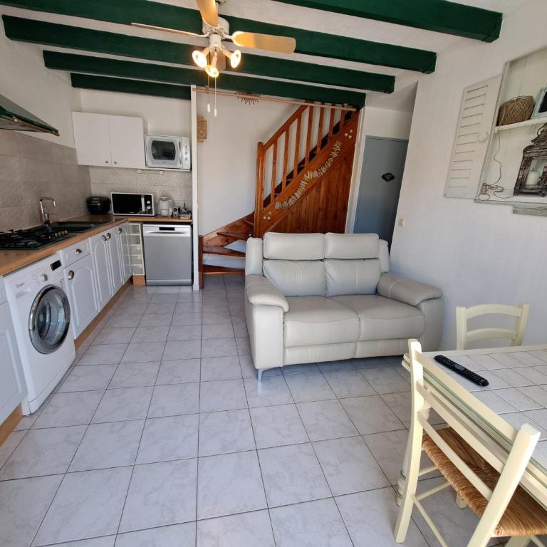 Mas provençal T4 climatisé avec parking et jardinet - Maison 3 Chambres - 4