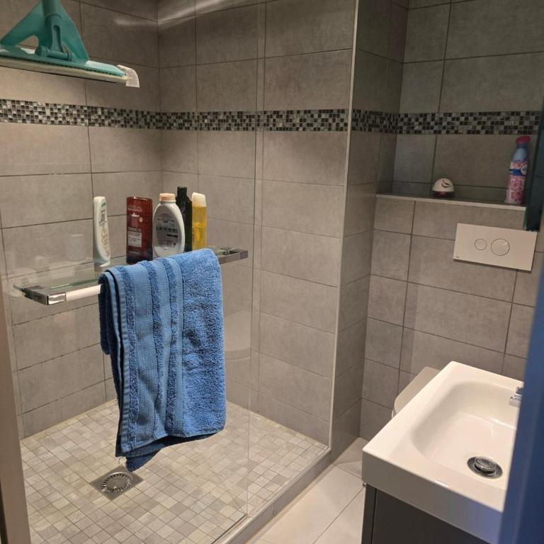 Studio in a townhouse - Estudio - 2