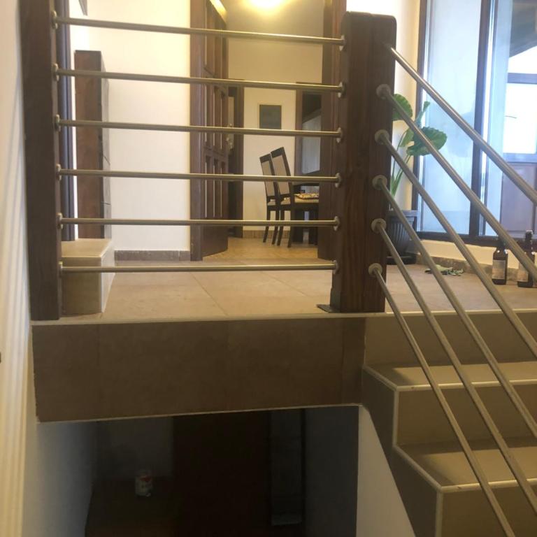 Cozy 150m2 Apartment , 2 Parking places - Apartman sa 3 Spavaće Sobe - 11