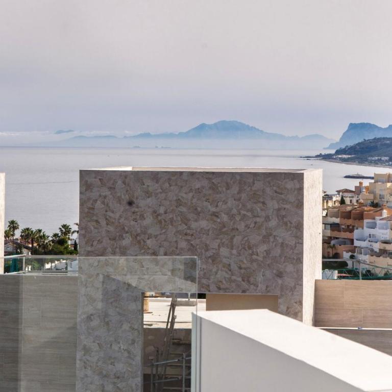 Modern Two-Bedroom Coastal Retreat with Panoramic Sea Views to Africa - Apartment - 24
