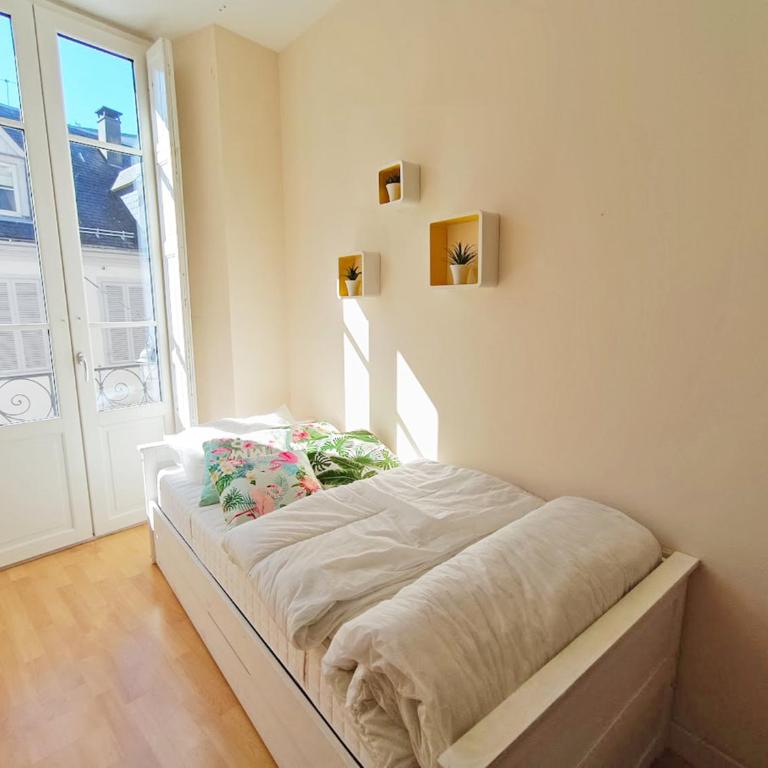 Luchon Holidays, parking, wifi, balcon, cave, T3 8 personnes - Apartment with Balcony - 12
