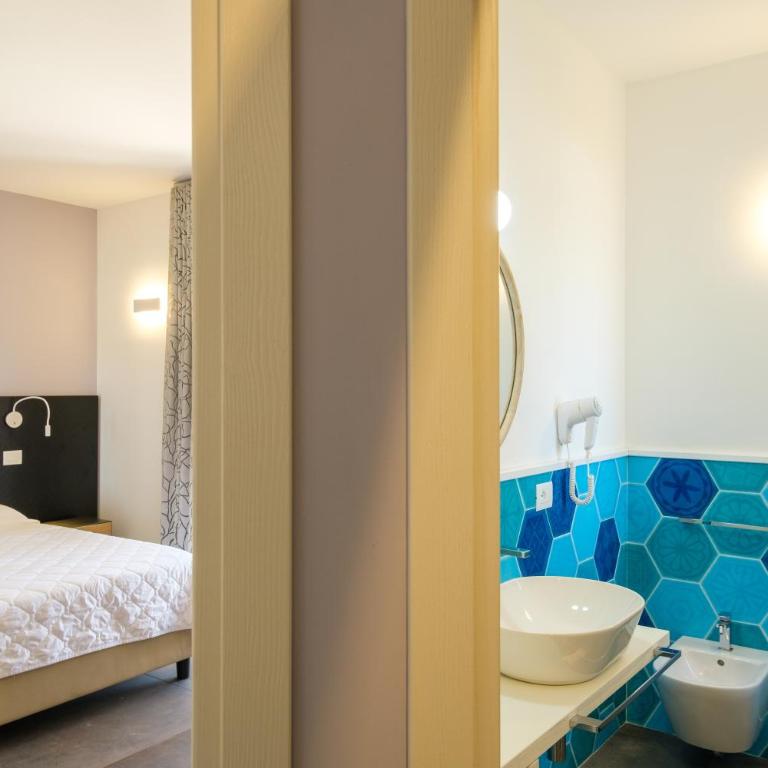 Villa Primaguadia - Three-Bedroom Villa - 60