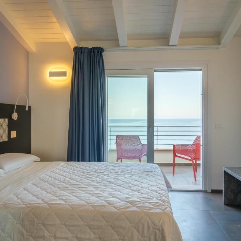 Villa Primaguadia - Three-Bedroom Villa - 68