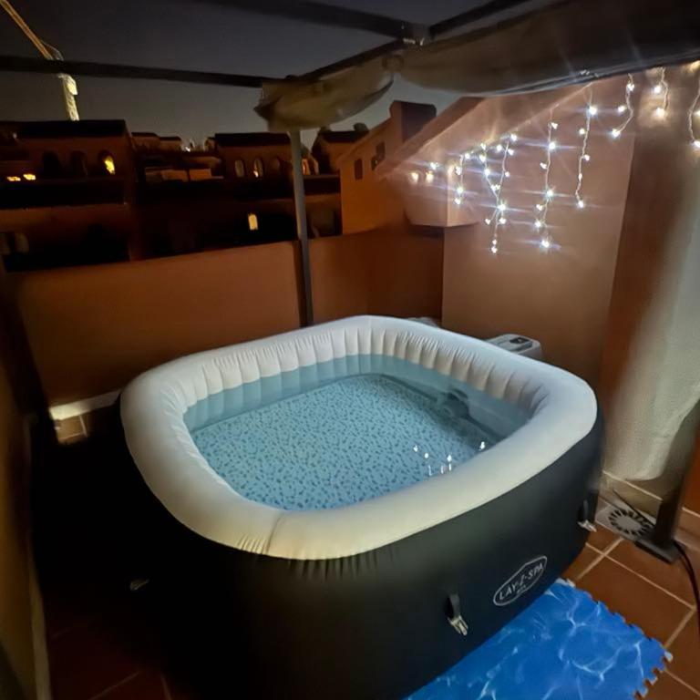 Sea View Penthouse Apartment with Hot Tub - Casa Bella Vista, Buenas Noches , Estepona - Three-Bedroom Apartment - 5