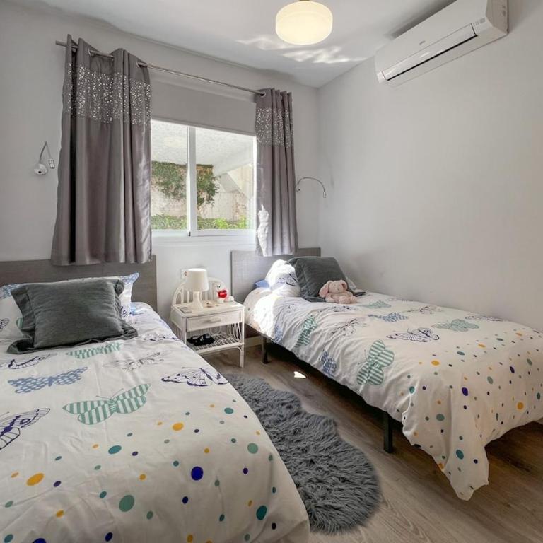 Relaxing Family Retreat with Stunning Golf Views - Villa - 24