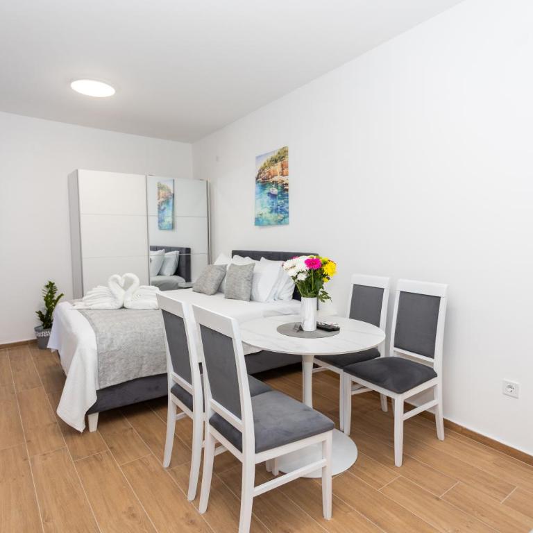 Apartments Ivo Herceg Novi - Studio - 6