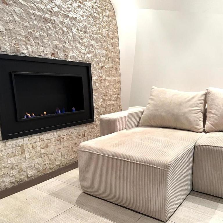 Triplex with garden and parking - Two-Bedroom Apartment - 14