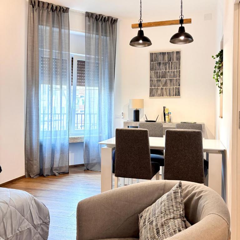 modern renovated home near city center & transit - Appartamento - 15