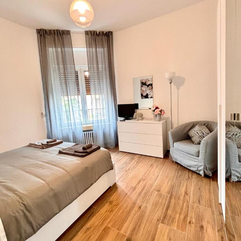 modern renovated home near city center & transit - Appartamento - 26