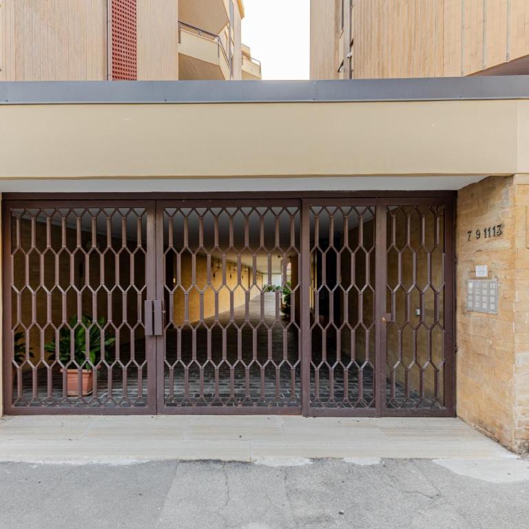 modern renovated home near city center & transit - Appartamento - 71