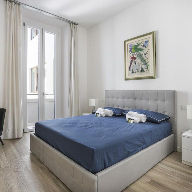 Modern Comfort in Florence - Appartamento con 2 Camere da Letto e Balcone - 17