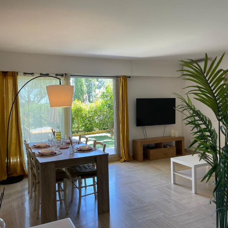 Appartement - Chez Laura - One-Bedroom Apartment - 2