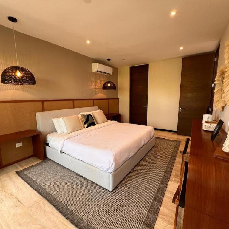 Penthouse Om - Three-Bedroom Apartment - 27
