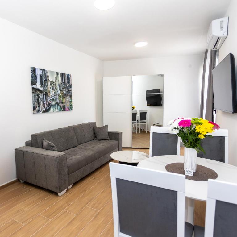 Apartments Ivo Herceg Novi - One-Bedroom Apartment with Garden View - 16