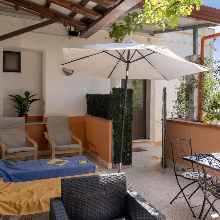 Quirin's Apartments - Two-Bedroom Apartment - 20