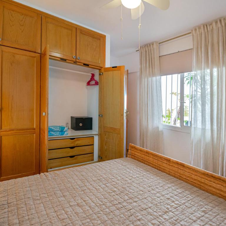 La Caleta Ocean Front Apartment with Sea View & Terrace - Apartamento de 1 dormitorio - 16